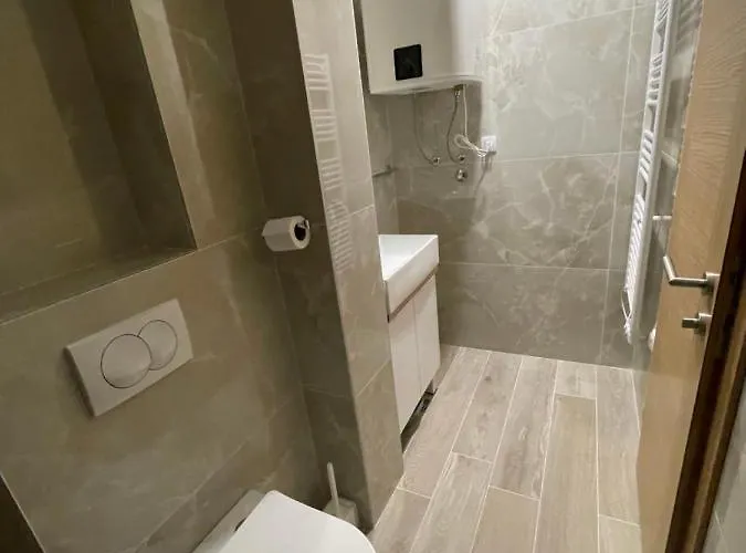 شقة Jahor Superior 16 “minja”